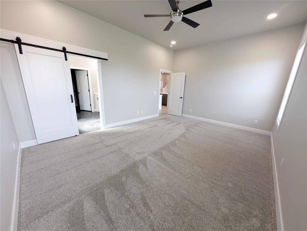 6313 Nw 157th Street Property Photo 8