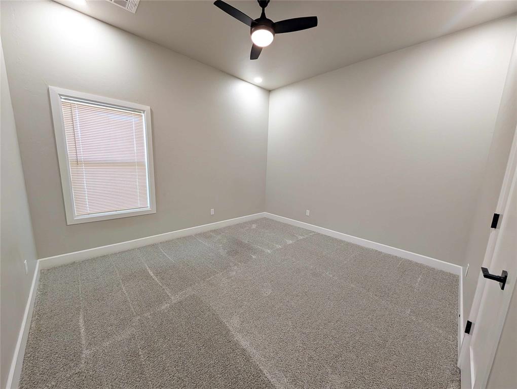 6313 Nw 157th Street Property Photo 16