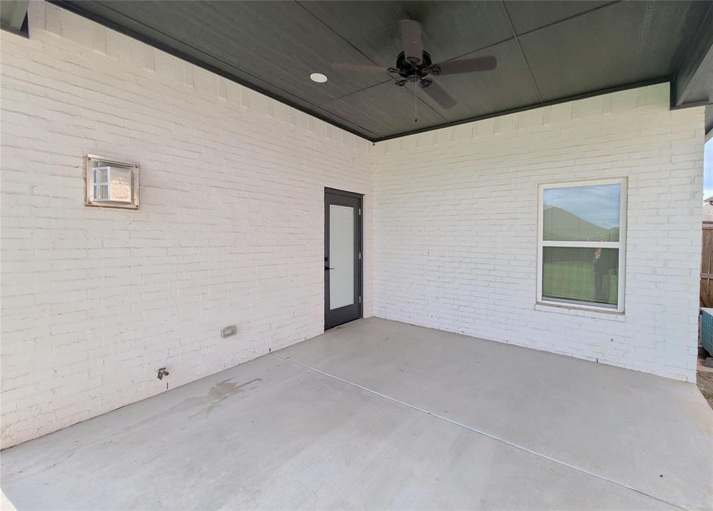 6313 Nw 157th Street Property Photo 21