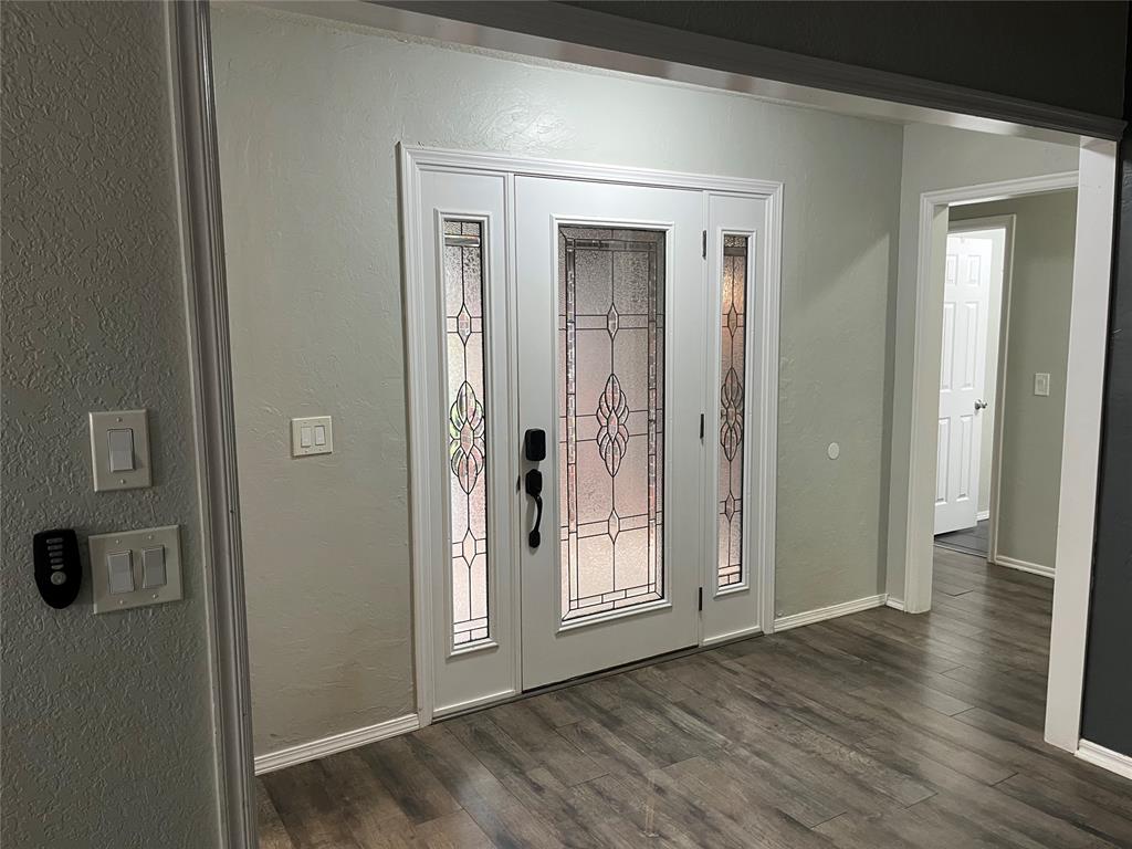 300 Little Chisholm Circle Property Photo 3
