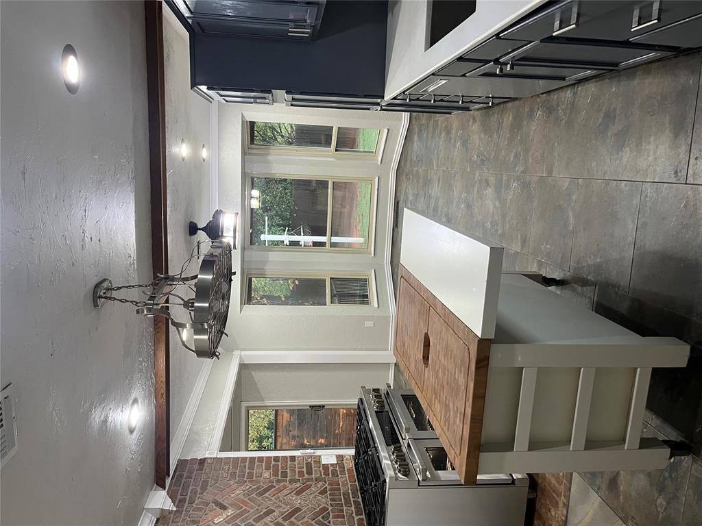 300 Little Chisholm Circle Property Photo 10