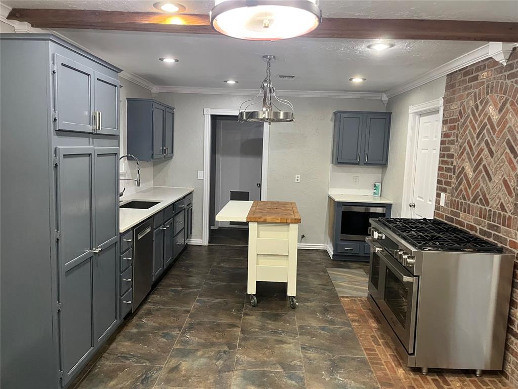 300 Little Chisholm Circle Property Photo 11