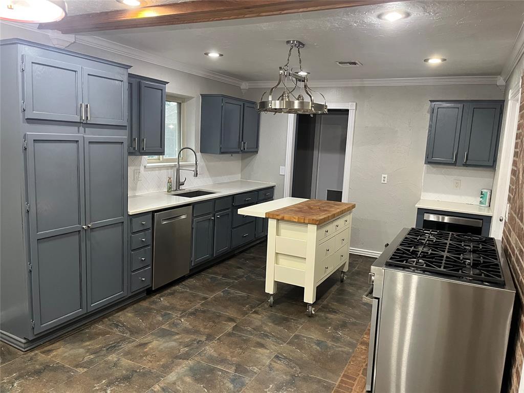 300 Little Chisholm Circle Property Photo 12