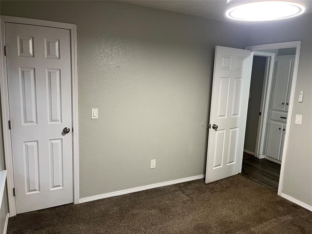 300 Little Chisholm Circle Property Photo 18