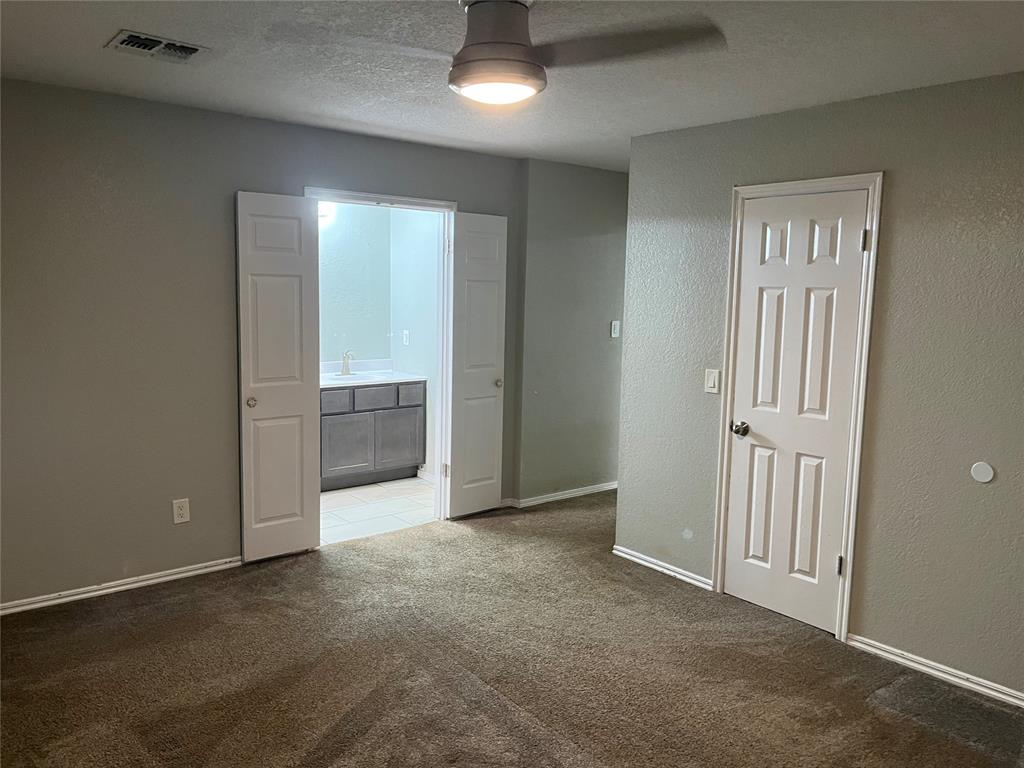 300 Little Chisholm Circle Property Photo 21