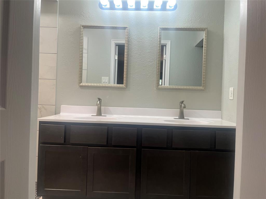 300 Little Chisholm Circle Property Photo 25