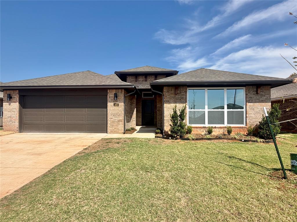 3923 Abingdon Drive Property Photo 1