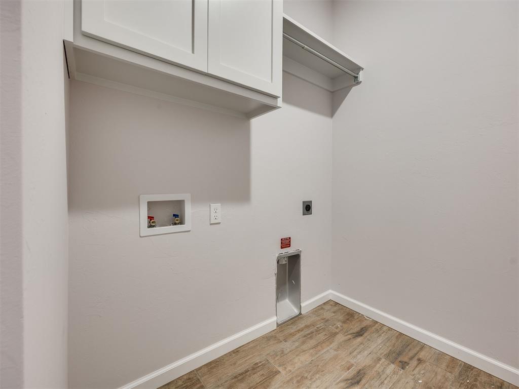1671 Bloomington Court Property Photo 20