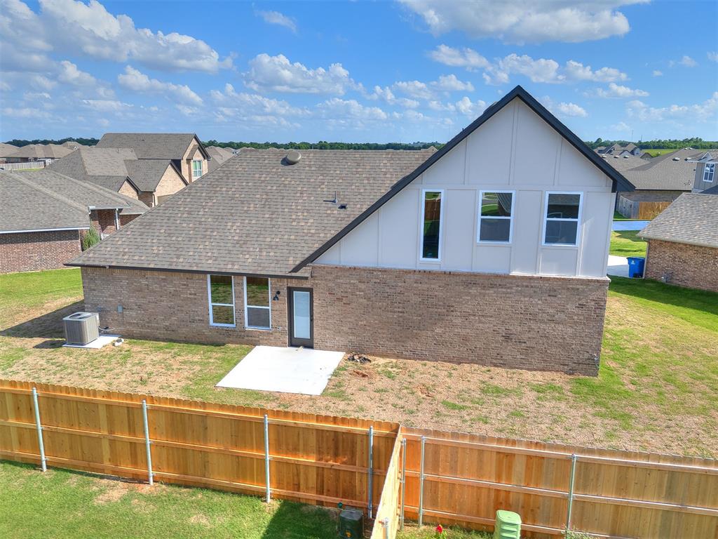 1671 Bloomington Court Property Photo 22