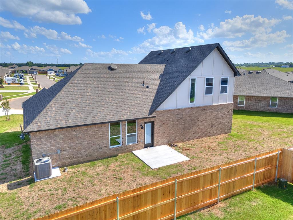 1671 Bloomington Court Property Photo 23