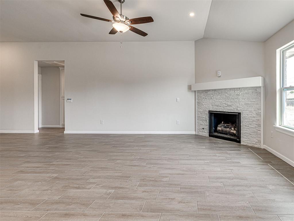 7620 Windstone Drive Property Photo 10