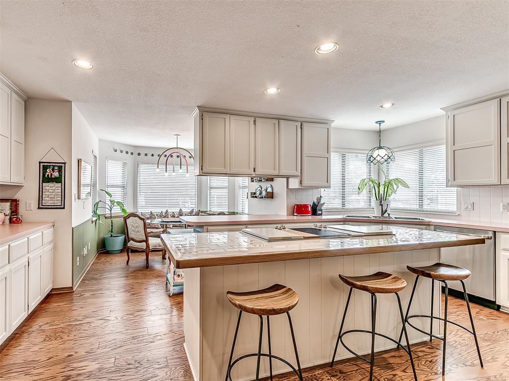 1824 N Philadelphia Avenue Property Photo 10