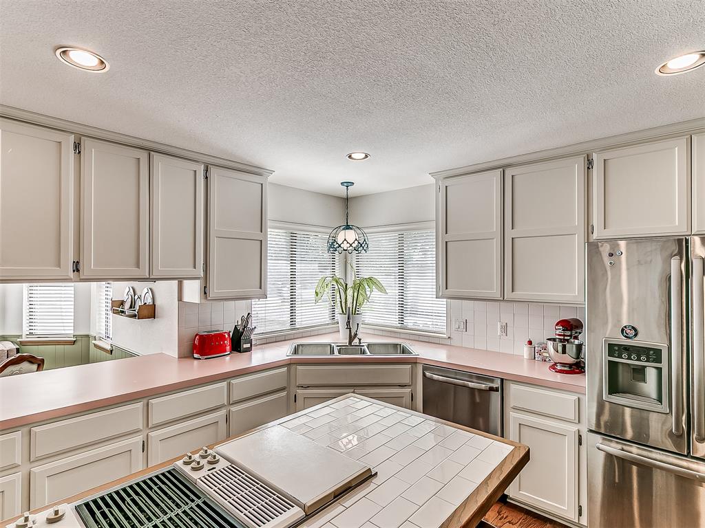 1824 N Philadelphia Avenue Property Photo 14