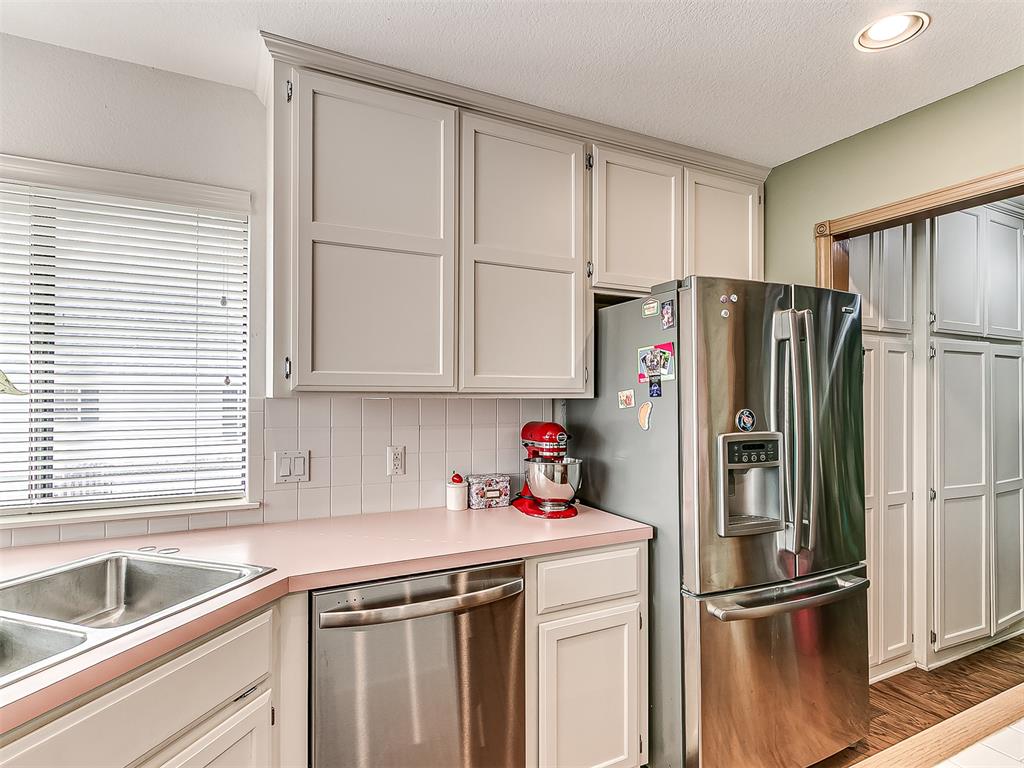 1824 N Philadelphia Avenue Property Photo 15