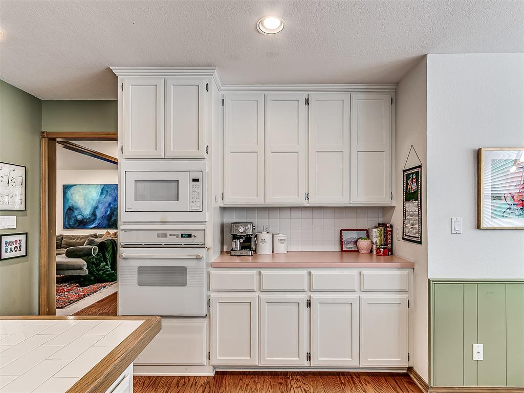 1824 N Philadelphia Avenue Property Photo 16