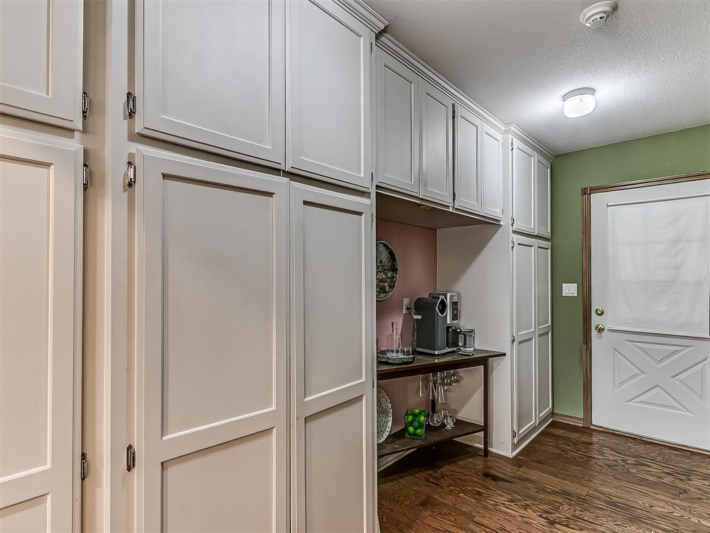 1824 N Philadelphia Avenue Property Photo 19