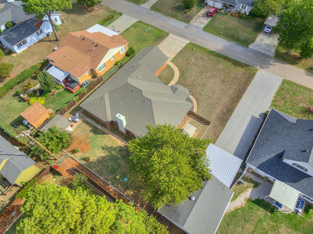 1824 N Philadelphia Avenue Property Photo 45