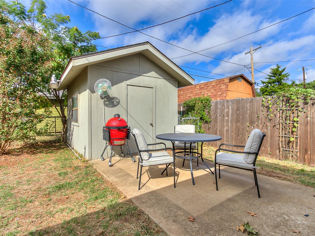 1824 N Philadelphia Avenue Property Photo 47