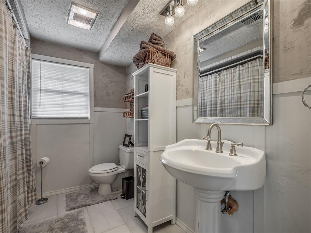 812 Annie Court Property Photo 15