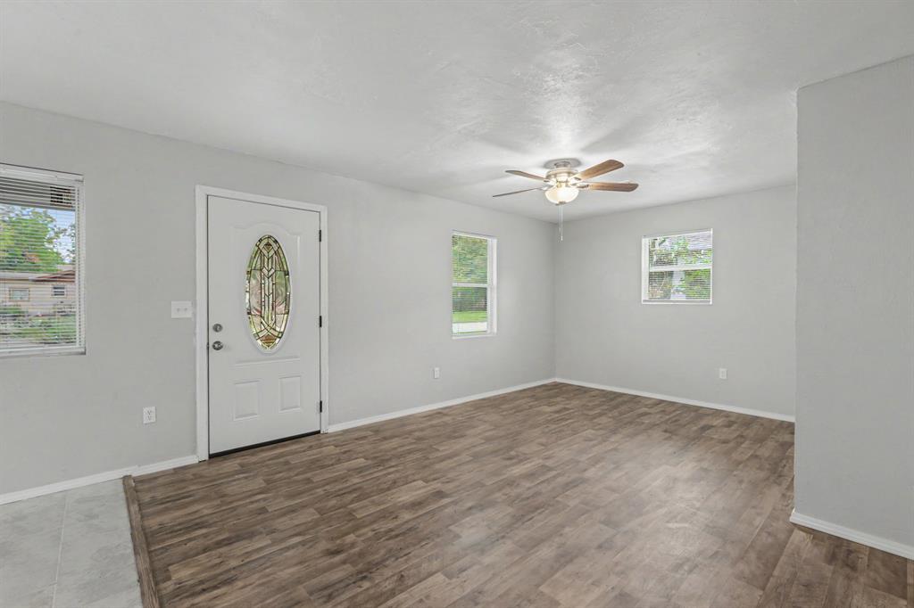 3617 Nw 13th Street Property Photo 5