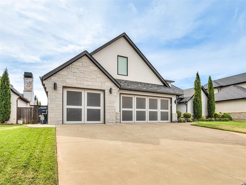 13204 Knight Island Drive Property Photo 4