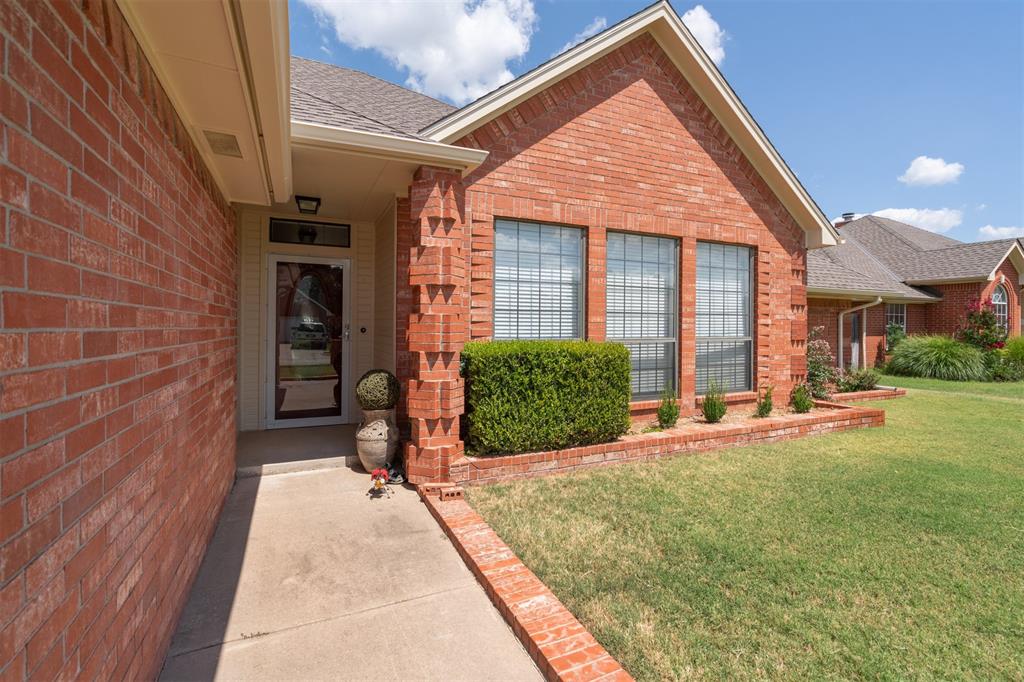 3917 Nicole Circle Property Photo 4