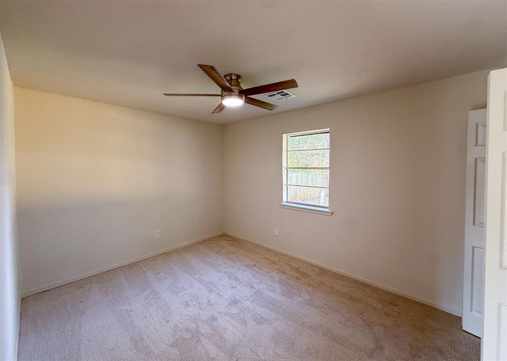 8813 Rambling Road Property Photo 14