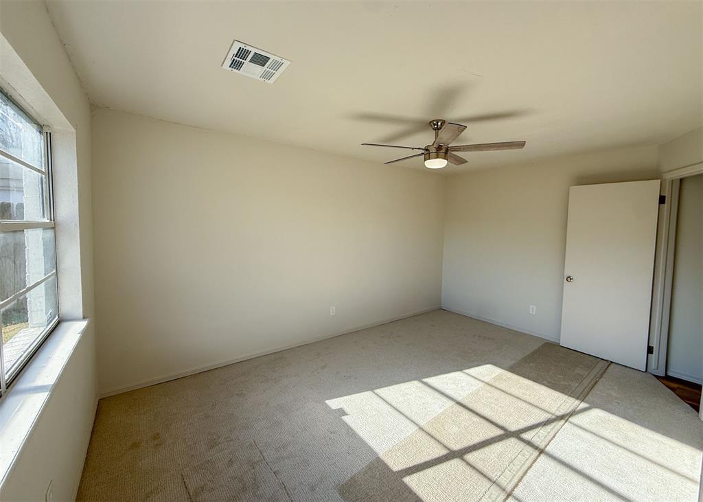 8813 Rambling Road Property Photo 16