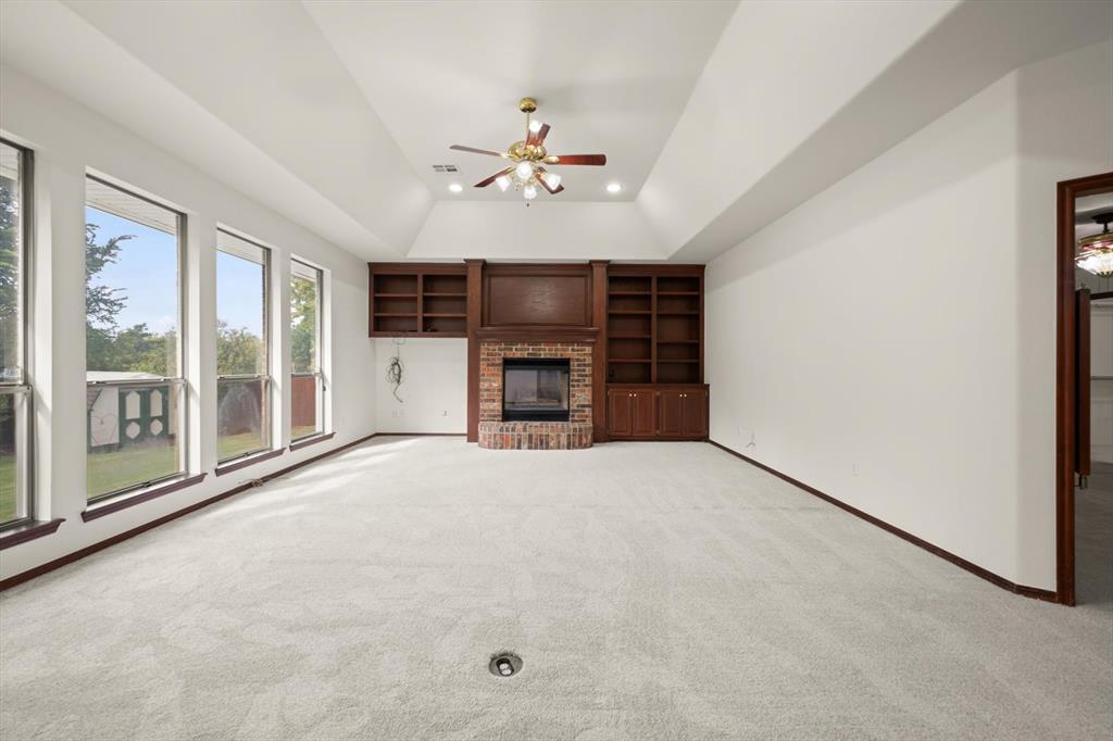 19417 Yearling Way Property Photo 7