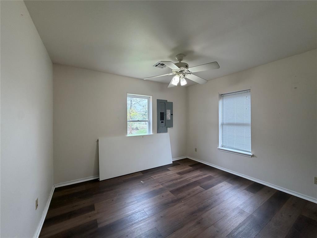 1327 Eureka Street Property Photo 7