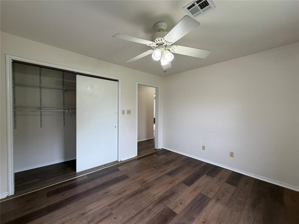 1327 Eureka Street Property Photo 8