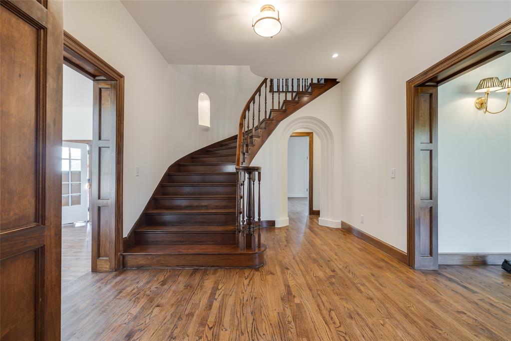 644 Ne 14th Street Property Photo 5