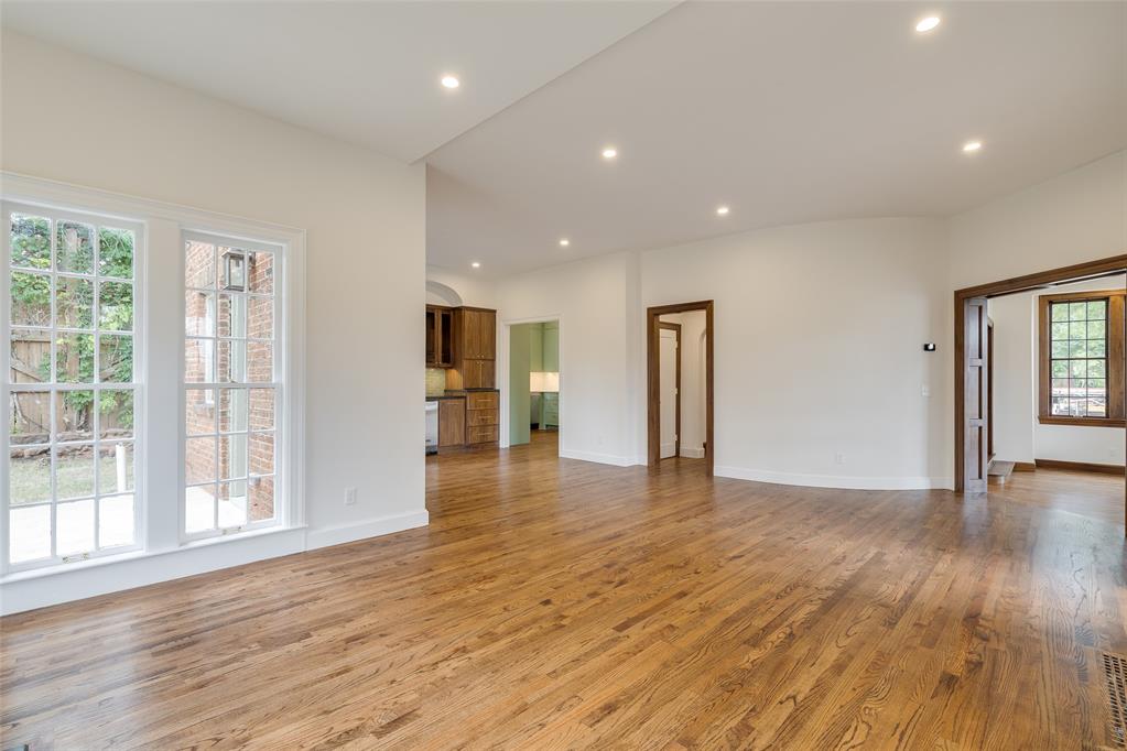 644 Ne 14th Street Property Photo 14