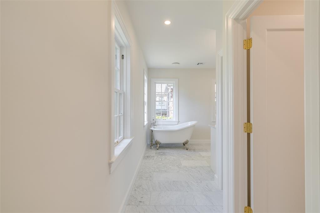 644 Ne 14th Street Property Photo 21