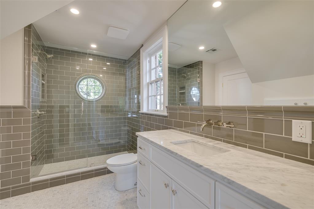 644 Ne 14th Street Property Photo 35