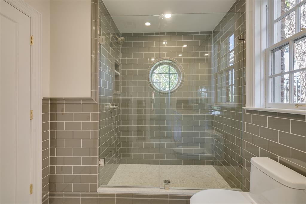 644 Ne 14th Street Property Photo 36