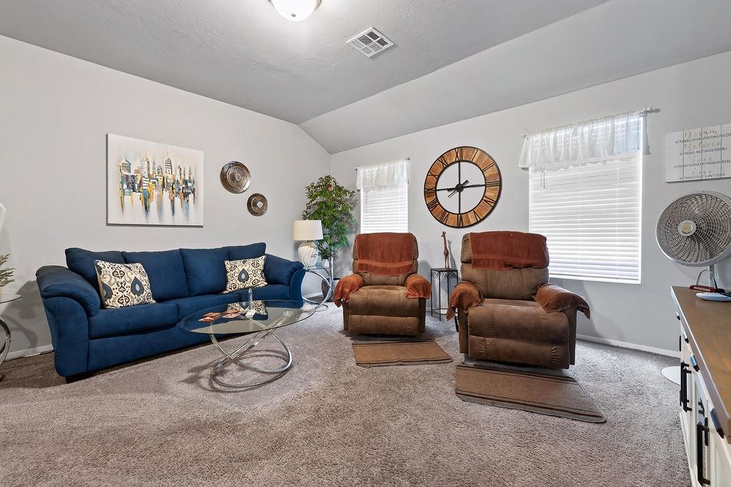 1801 Land Run Drive Property Photo 14