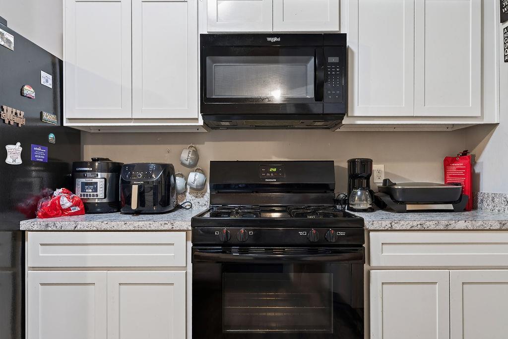 1801 Land Run Drive Property Photo 19