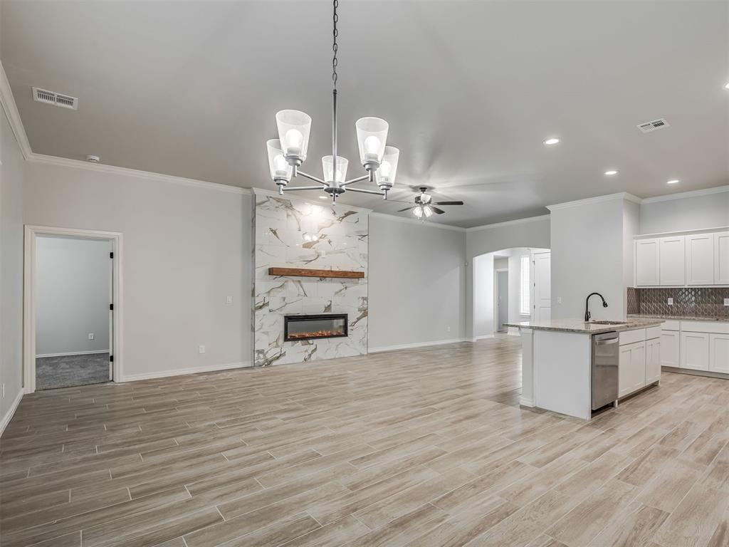 9070 Oak Tree Circle Property Photo 19