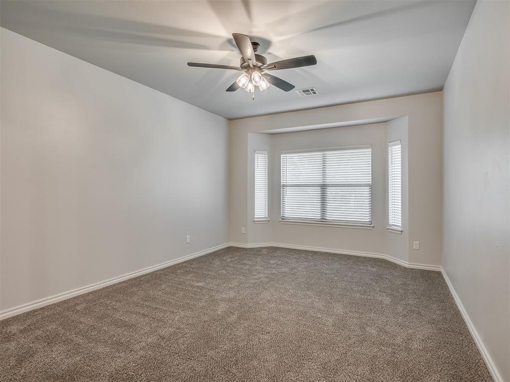 9070 Oak Tree Circle Property Photo 20