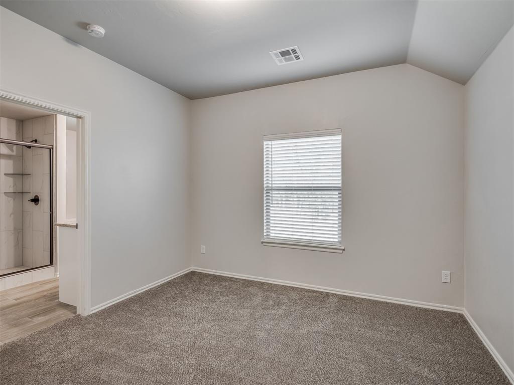 9070 Oak Tree Circle Property Photo 33