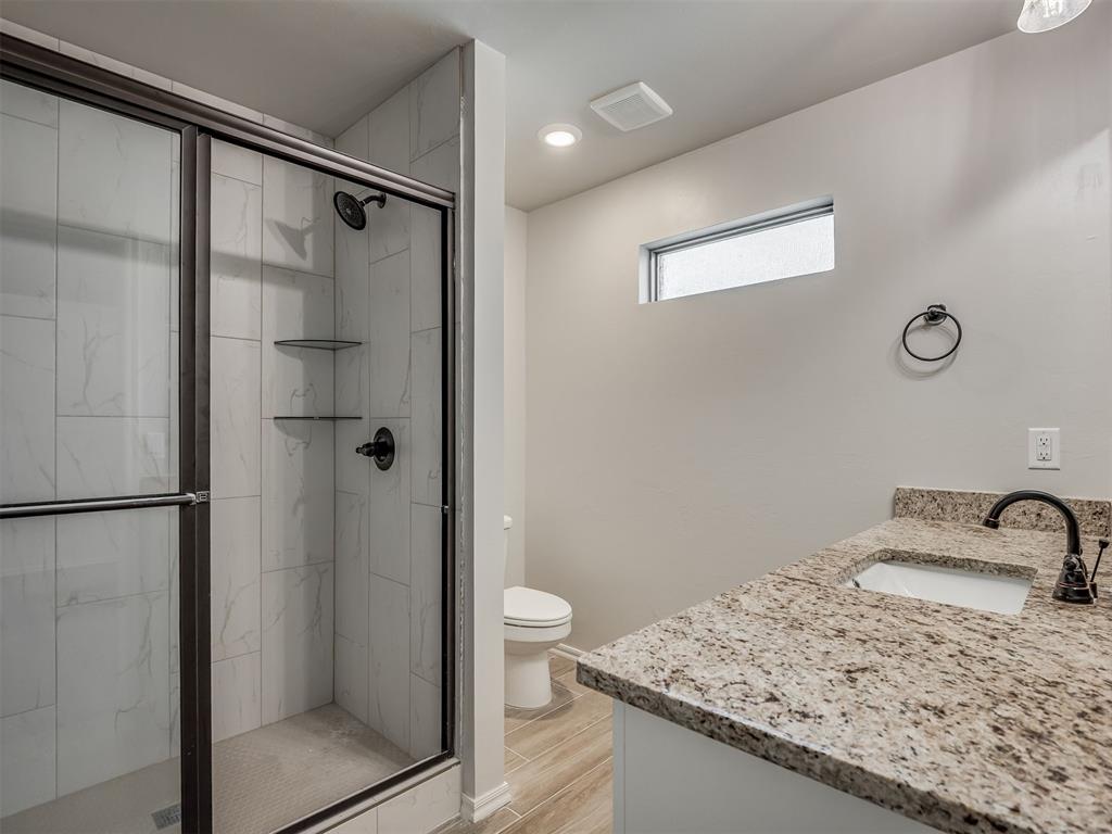 9070 Oak Tree Circle Property Photo 35