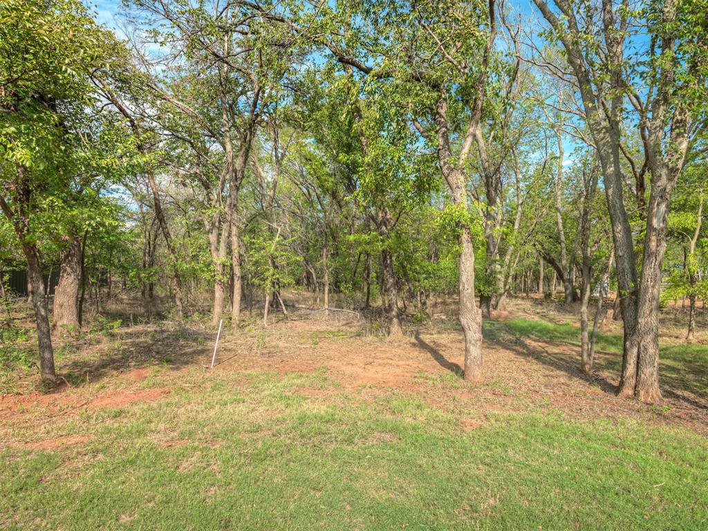 9070 Oak Tree Circle Property Photo 41