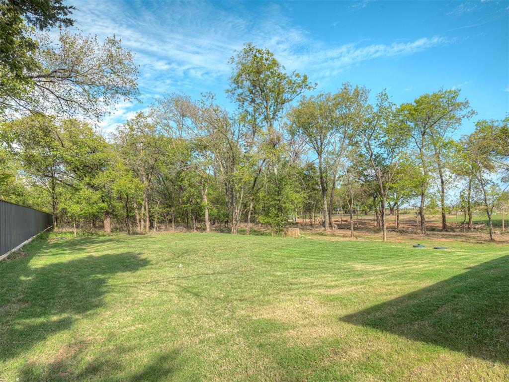 9070 Oak Tree Circle Property Photo 44