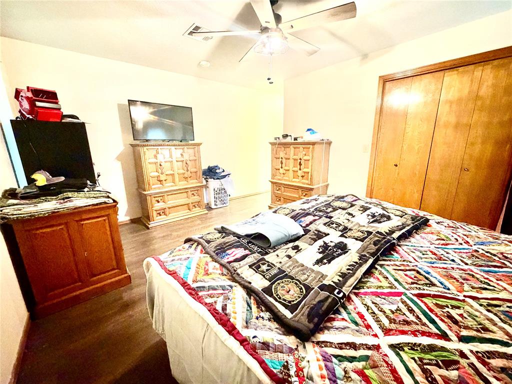3513 Clarke Street Property Photo 6