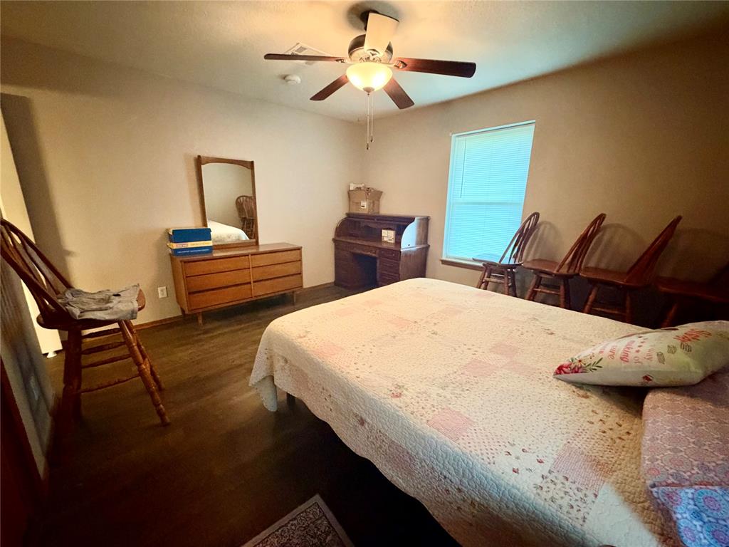 3513 Clarke Street Property Photo 10