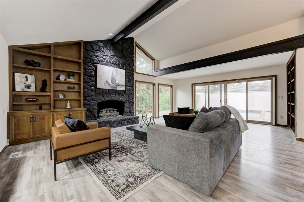 3021 Raintree Road Property Photo 4