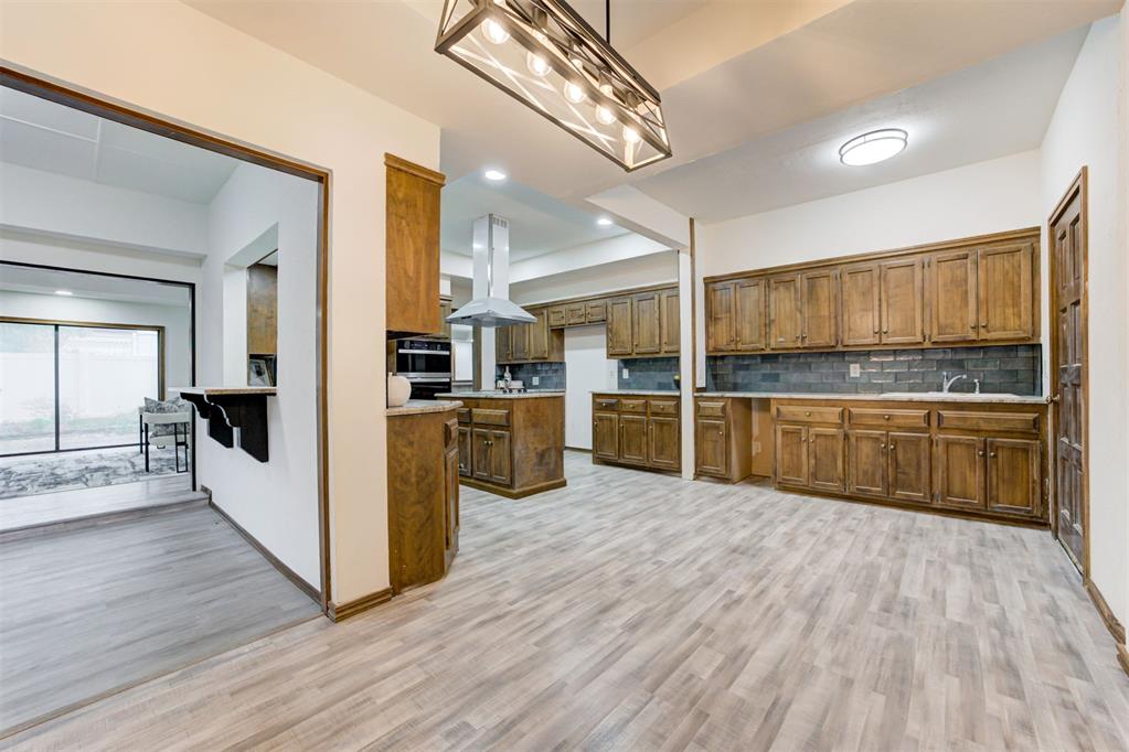 3021 Raintree Road Property Photo 13