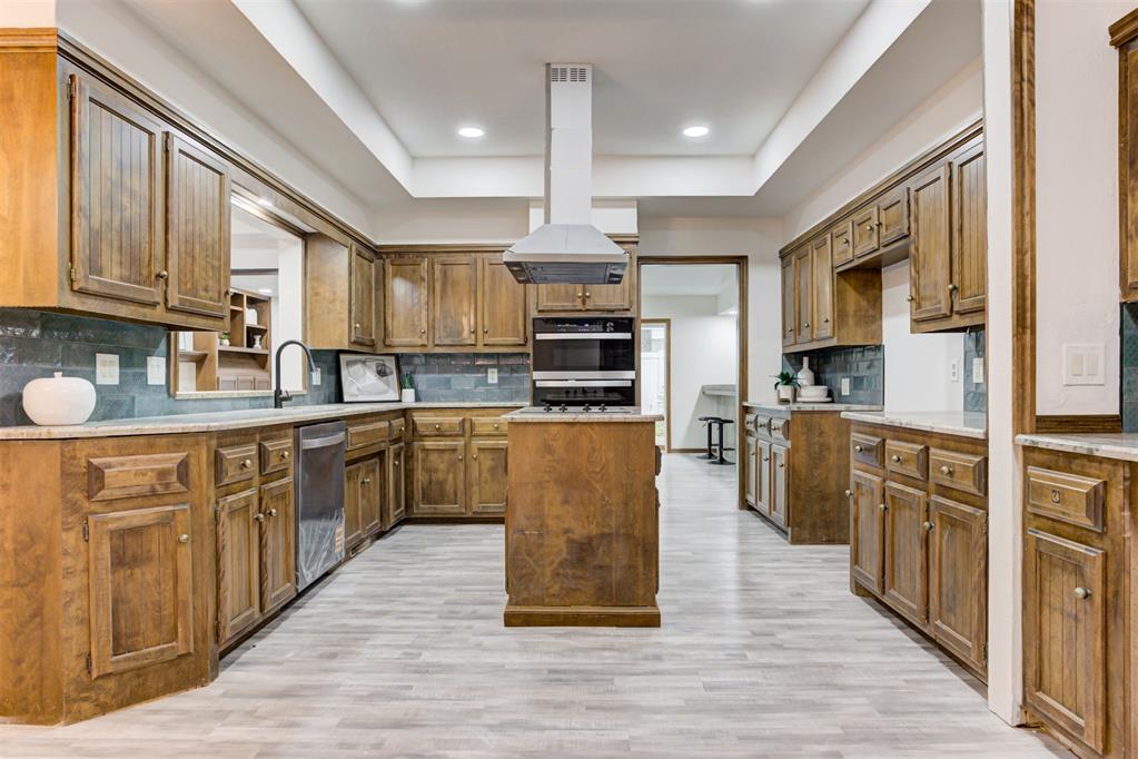 3021 Raintree Road Property Photo 14