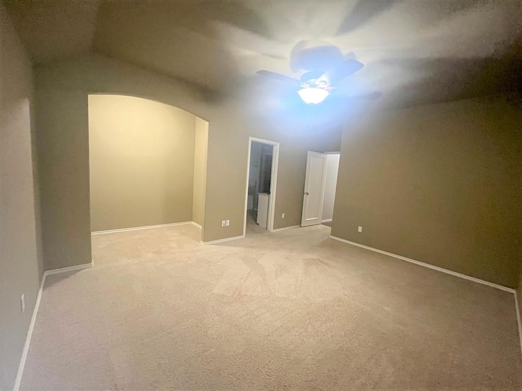 725 Tuscany Way Property Photo 8